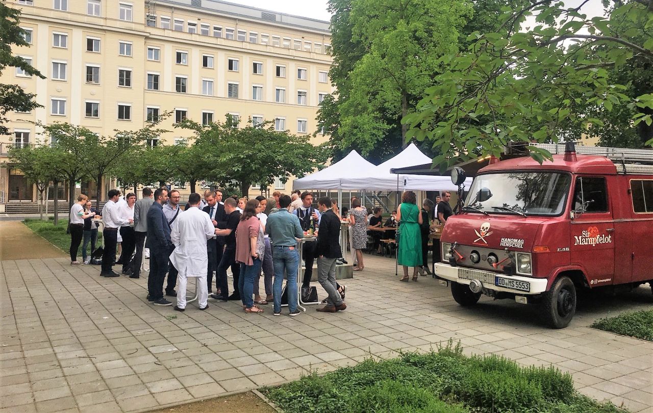 Für Events in und um Dresden - Catering-Foodtruck Sir Mampfelot