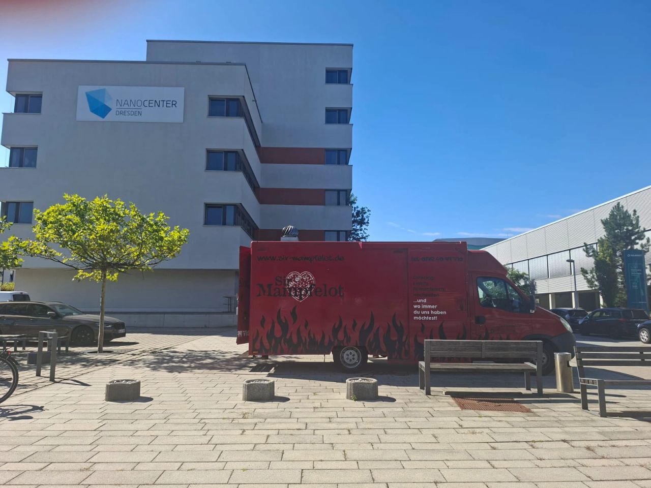 Unser Burger Foodtruck für euch in Dresden unterwegs